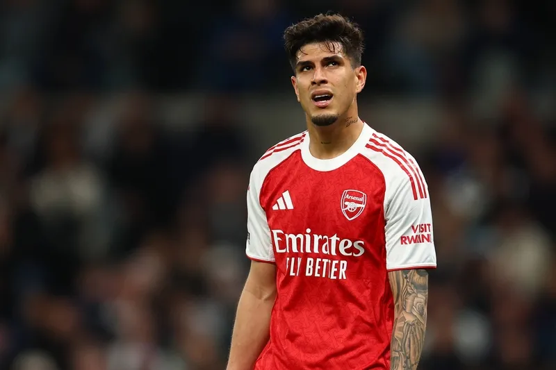 因卡皮耶本场数据：11次解围，3次抢断，2次拦截，1次过人